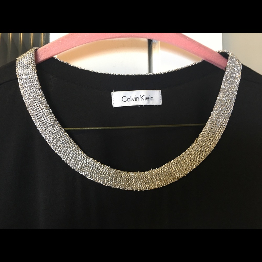 Top - Picture 3 of 5